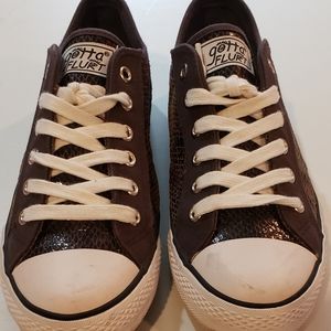 Gotta Flurt Snakeskin Pattern size 9